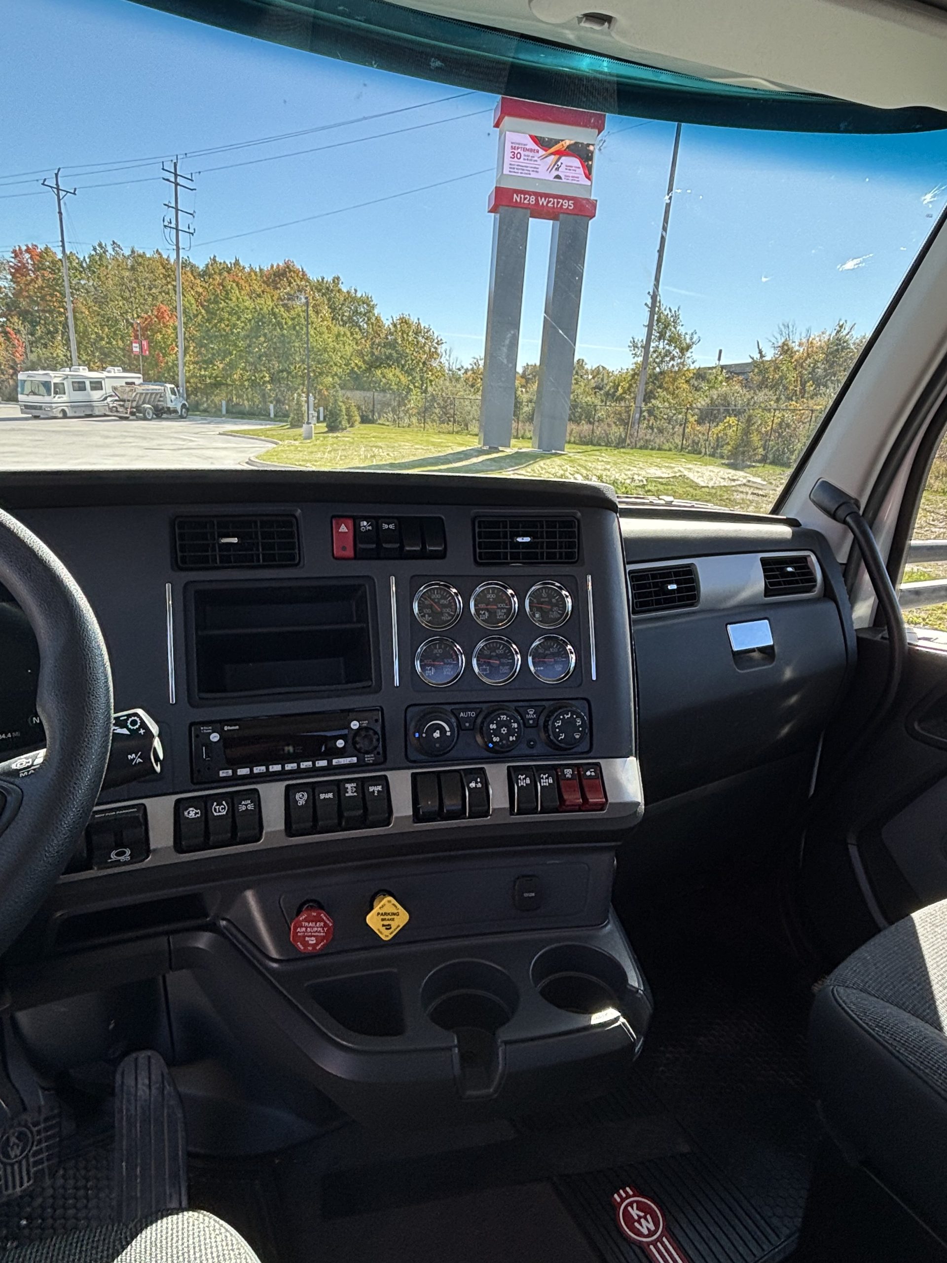 2026 Kenworth W990 2026 Kenworth W990 - image 6 of 6