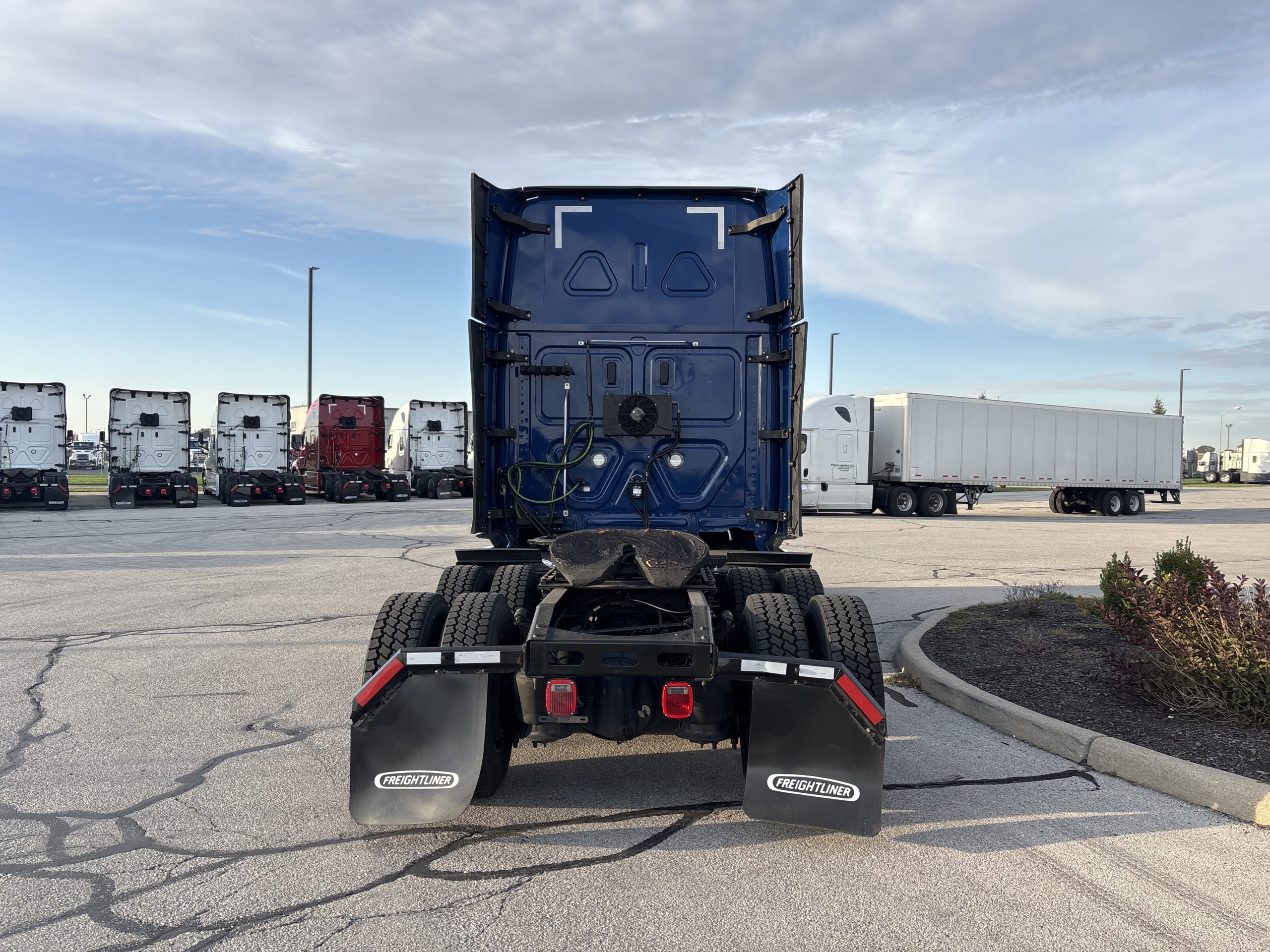 2024 Freightliner PT126SLP 2024 Freightliner PT126SLP - image 3 of 6